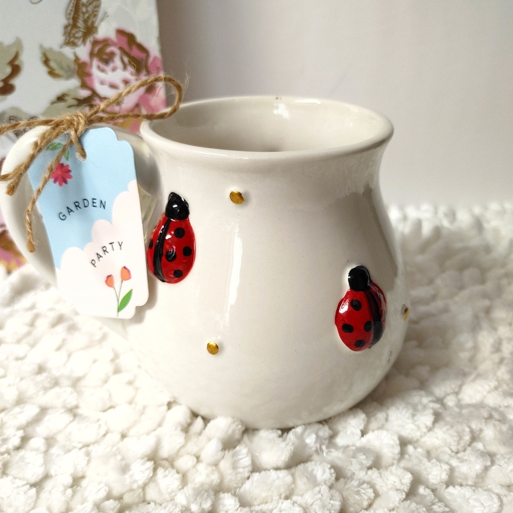 Global Designs Garden Party Ladybug Mug